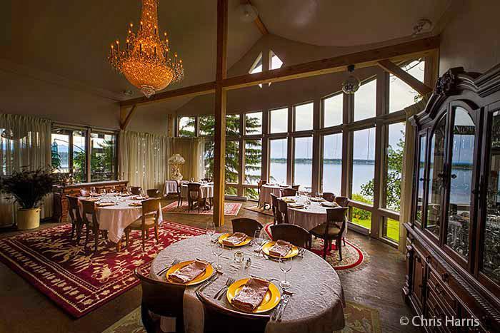 Eagle'S Nest Resort Anahim Lake Екстер'єр фото