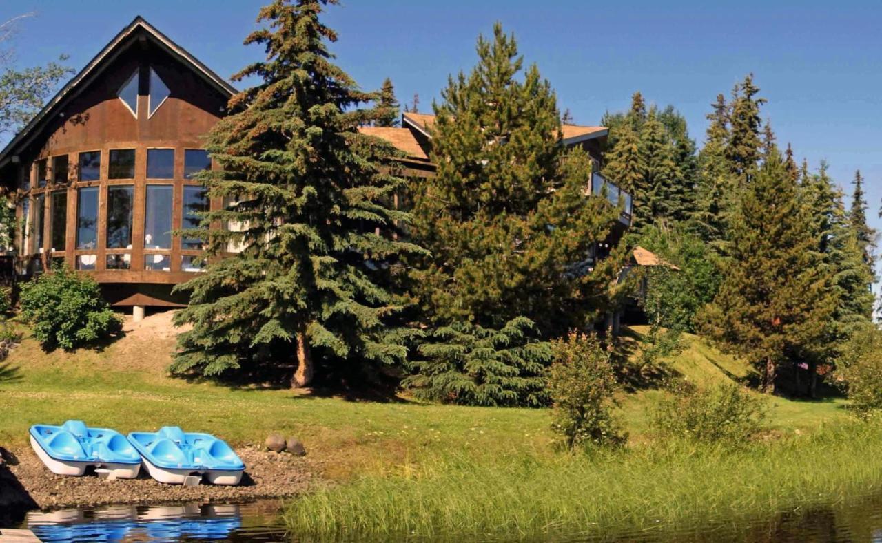 Eagle'S Nest Resort Anahim Lake Екстер'єр фото